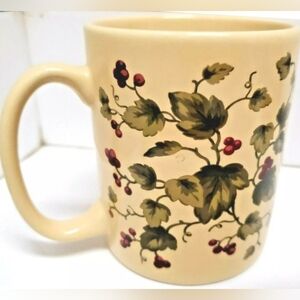 Waverly Garden Room Mug  Beautiful Grape Vine Design 10 Oz Poland